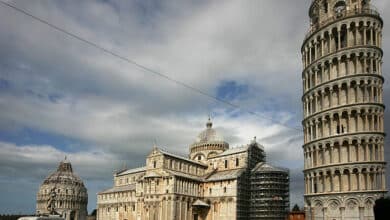 כיכר הדואומו בפיזה