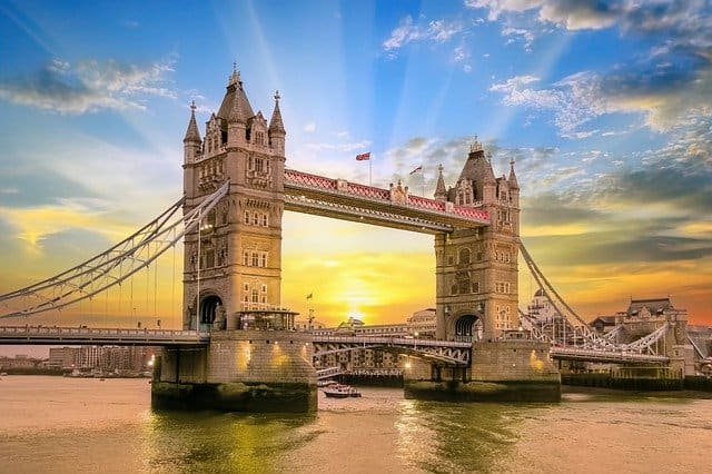 גשר מצודת לונדון